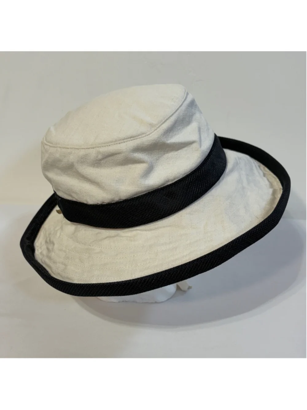 Tilley Charlotte Hemp Sun Hat Women's Size XL White Black TH8 Outdoors UPF